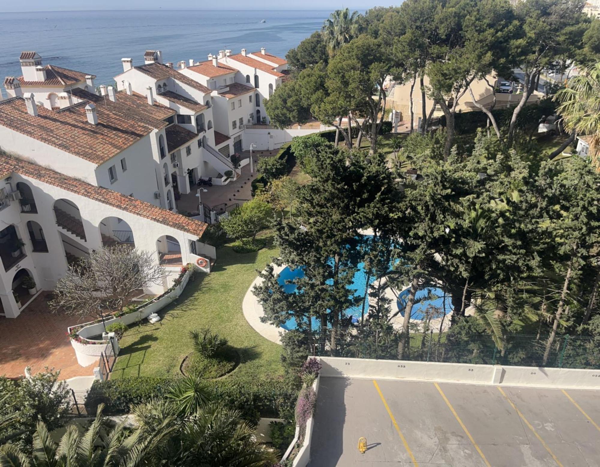 Stunning Apartment 50 Meters From The Sea Benalmadena Exterior photo